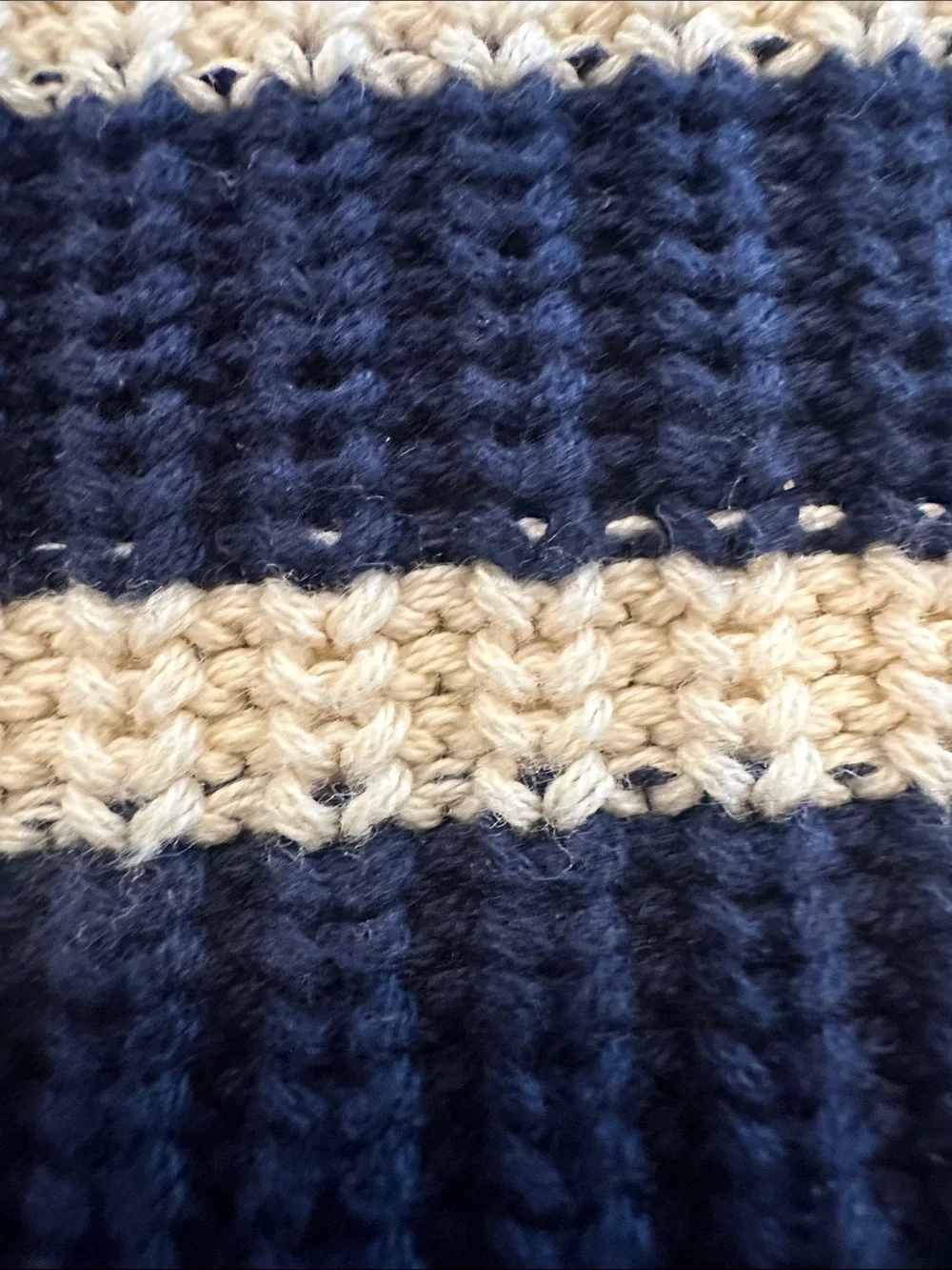 GAP classic crewneck